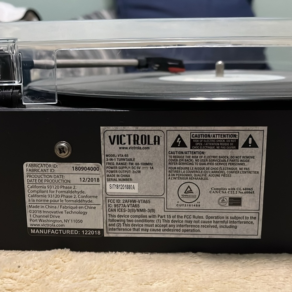 Record player - Picture 4 of 6